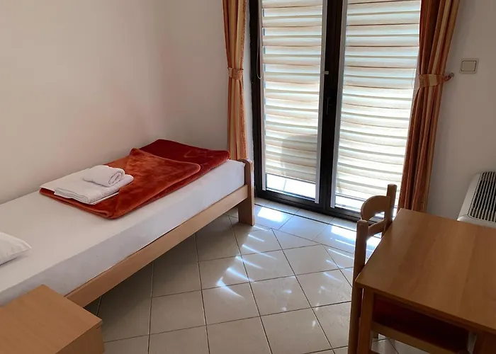 Pansion Mate & Dds Bed & Breakfast *