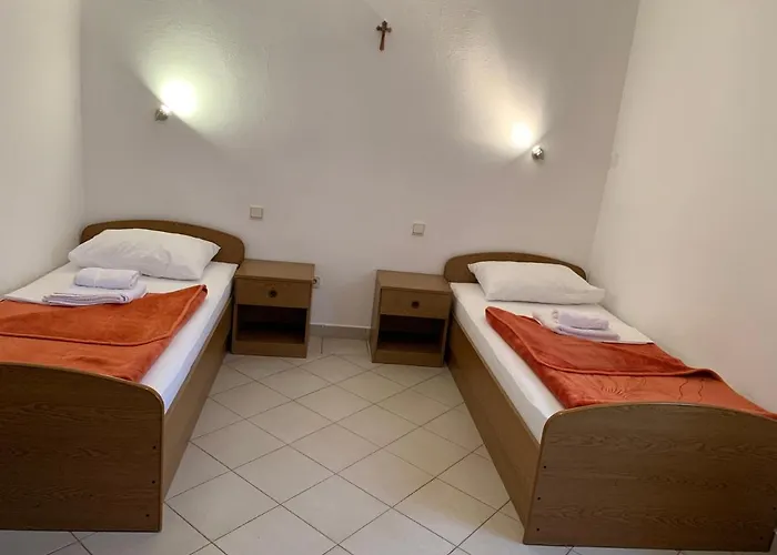 Bed & Breakfast Pansion Mate & Dds *