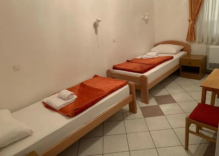 Pansion Mate & Dds Bed & Breakfast *